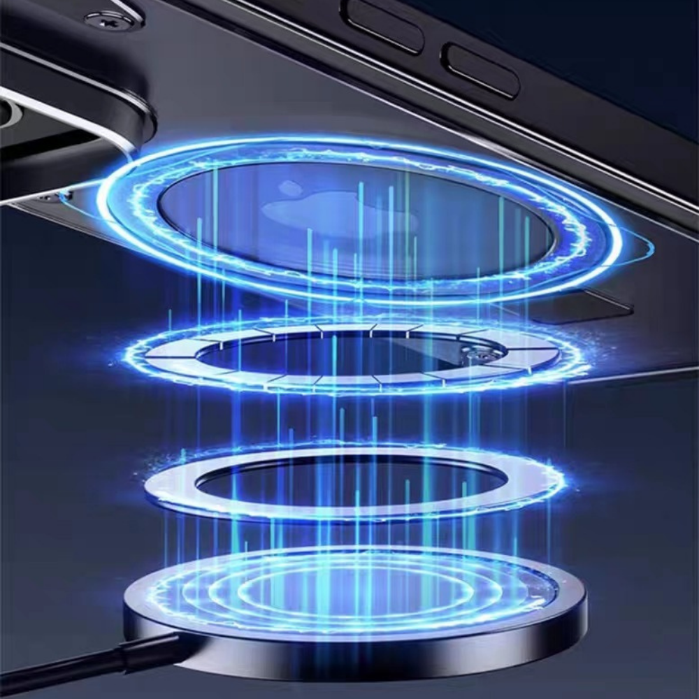 Case and Cover iPhone 15  Black MagSafe Chariging Milan GrunX in India