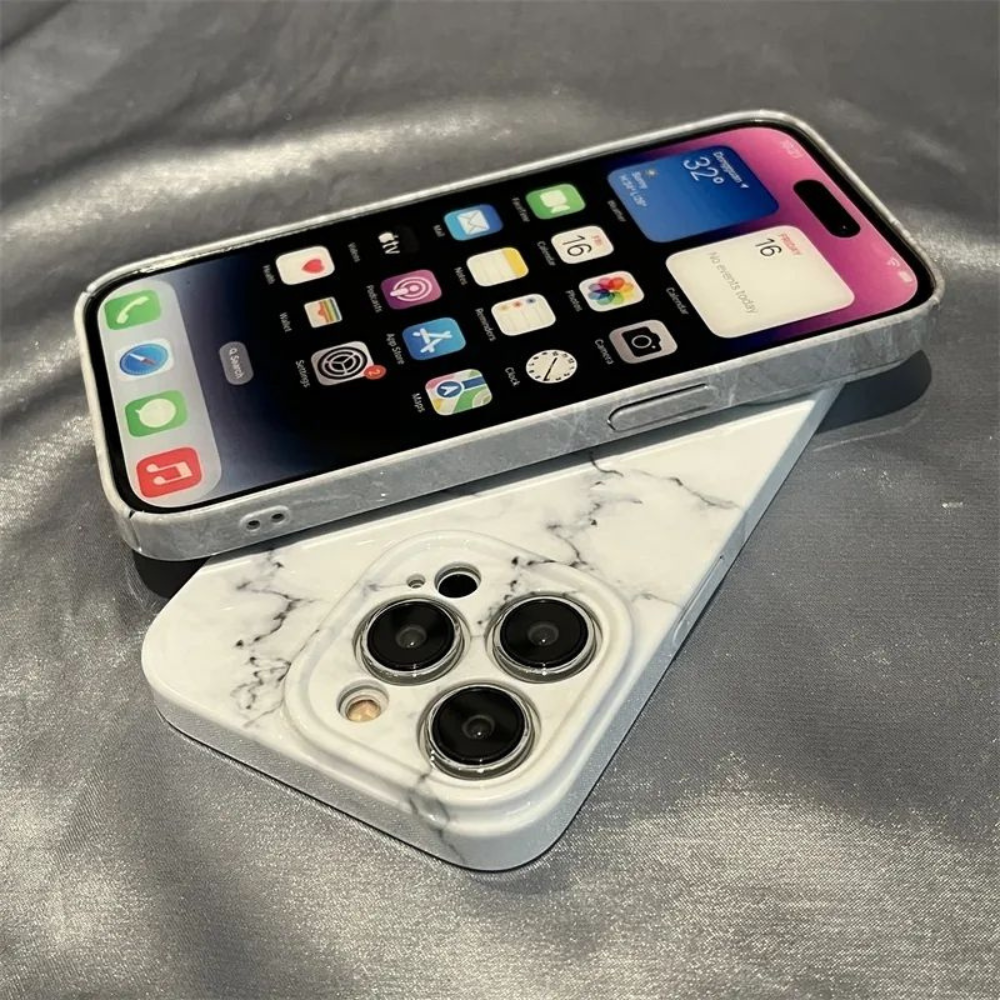 Case and Cover iPhone 15 Pro Max White Side View Pearl GrunX in India