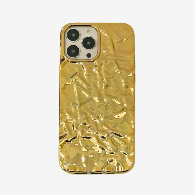  A shiny gold iPhone case displayed for sale on Grunxstore, showcasing its sleek and reflective surface.
