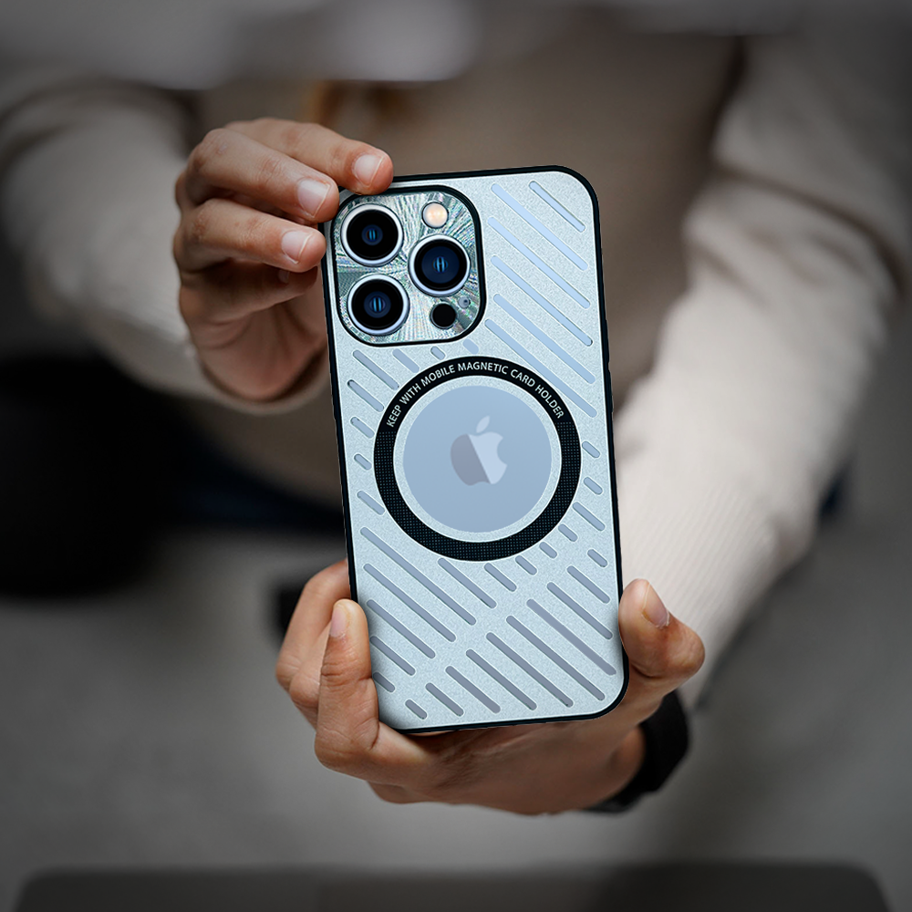 Case and Cover iPhone 14 Plus  Silver Man Showcasing Back View Ozone GrunX in India